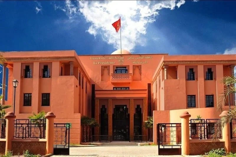 جامعة القاضي عیاض تكرس حضورھا الوطني والدولي وتندرج ضمن أفضل 6.5% من الجامعات العالمیة 