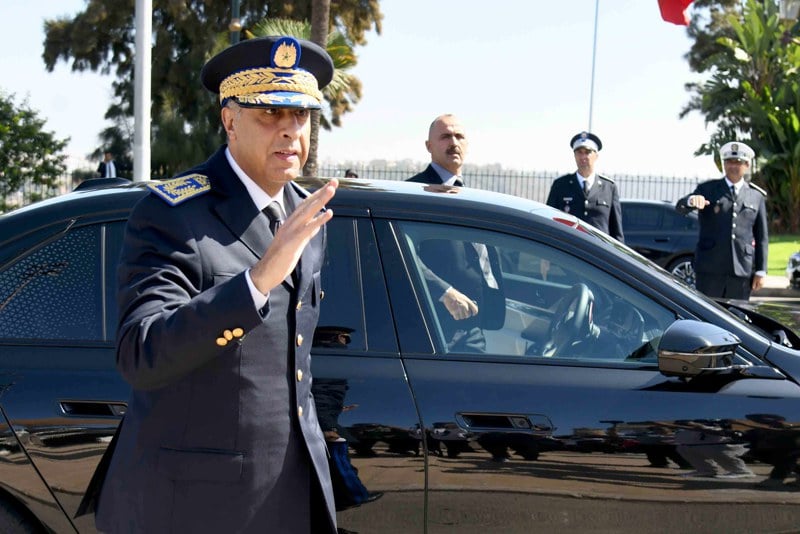 حموشي يمنح ترقية استثنائية لشرطي أصيب خلال تفكيك شبكة خطيرة لتهريب المخدرات ضواحي وادي زم