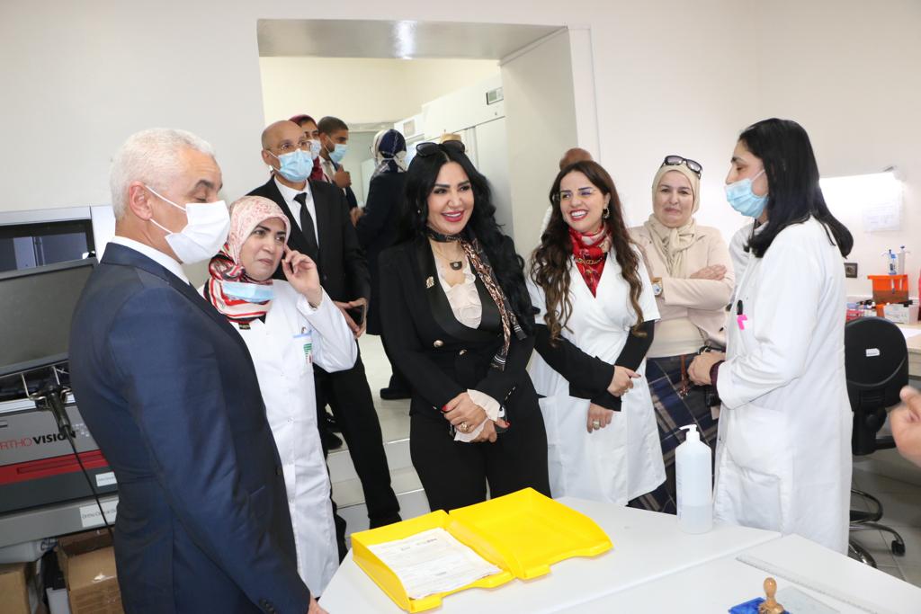 وزير الصحة والحماية الاجتماعية يعد بإحداث بناية جديدة للمركز الجهوي لتحاقن الدم بالدارالبيضاء