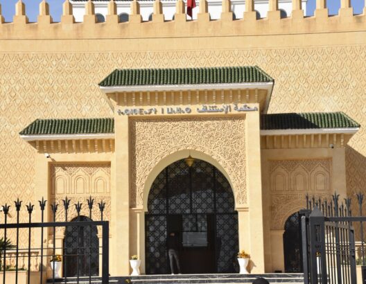 استئنافية فاس توزع 90 سنة سجنا على شبكة السطو على الأراضي
