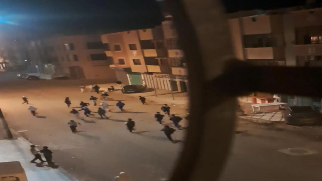 قلعة السراغنة...اعمال عنف ورشق بالحجارة وتوقيف3 قاصرين