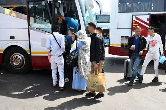 عيد الفطر يكشف المستور: فوضى وغلاء فاحش بـالمحطة الطرقية أولاد زيان والمسافر ضحية السماسرة وغياب الرقابة