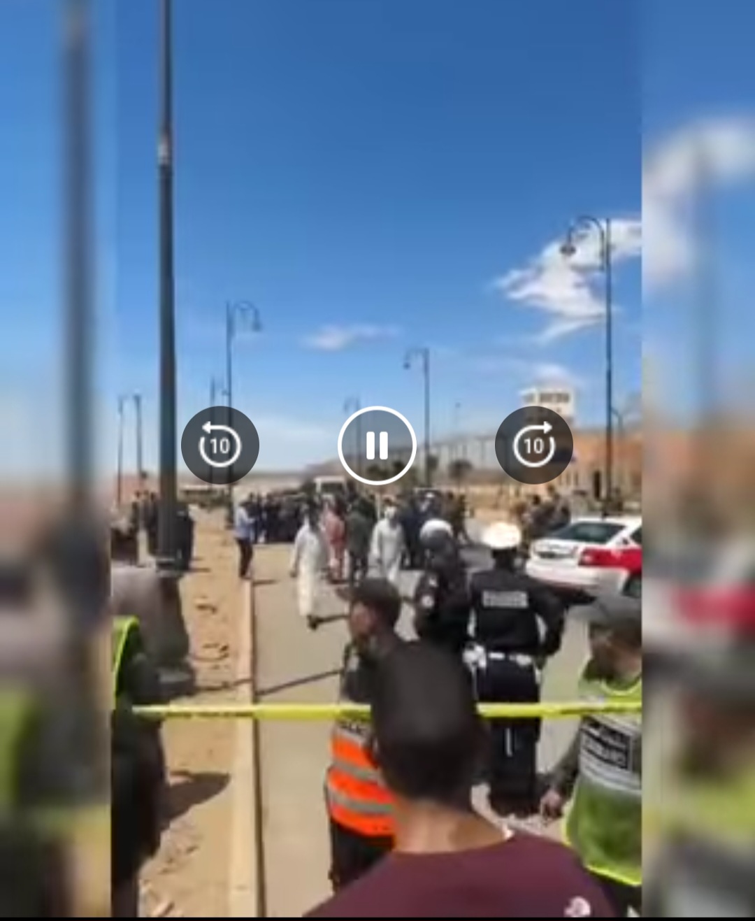 عاجل سماع ذوي انفجارات بالسمارة..والقوات المسلحة الملكية تحسم الموقف