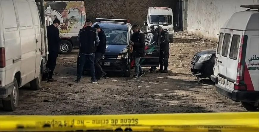 الدارالبيضاء.....مصرع خمسيني بعد سقوطه من الطابق الخامس بدرب عمر هل هو انتحار ام بفعل فاعل؟؟؟