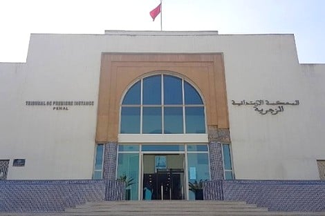 تطورات خطيرة في أحداث مولاي رشيد.. التحقيق يقود 3 شبان إلى سجن عكاشة