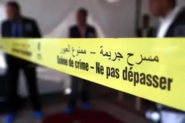 جثة سيدة داخل شقة تقود إلى توقيف شقيقين ووالدتهما بالعيون