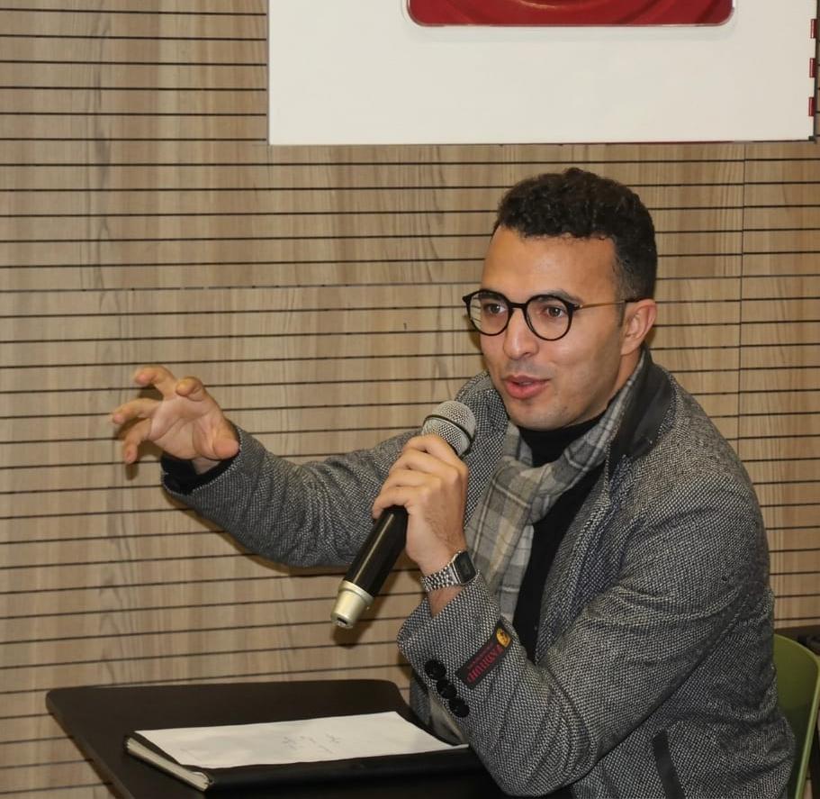 لماذا مأسسة مهنة الأخصائي الاجتماعي بالجامعة المغربية اليوم أمر مهم؟ 